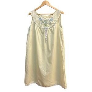 60s Miss Fashion Nightgown Yellow Floral Embroidery Cottagecore Grandma Core